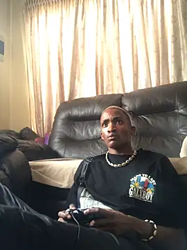 Cum n-Collect online show from December 26, 2024, 9:22 am