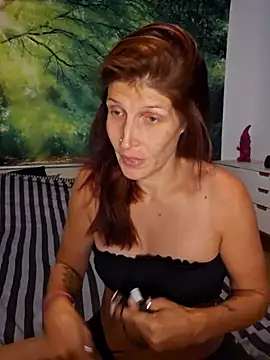 Lenchen  online show from July 8, 2026, 7:36 pm