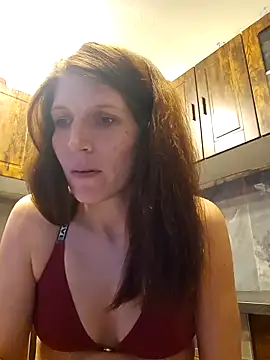 Lenchen  online show from March 5, 2026, 8:38 pm