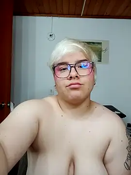 amalia love online show from September 14, 2025, 4:40 pm