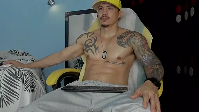 Alex motta online show from November 5, 2025, 4:15 am