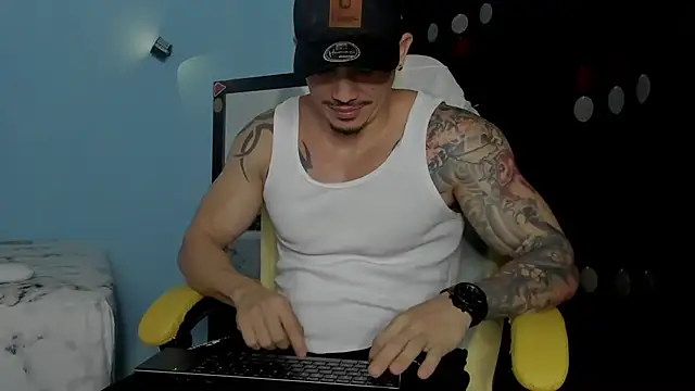 Alex motta online show from November 1, 2025, 4:08 am