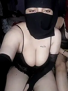 Snapshot of OYN-Dody chatting on March 13, 2025, 1:10 am OYN-Dody online show from March 13, 2025, 1:10 am