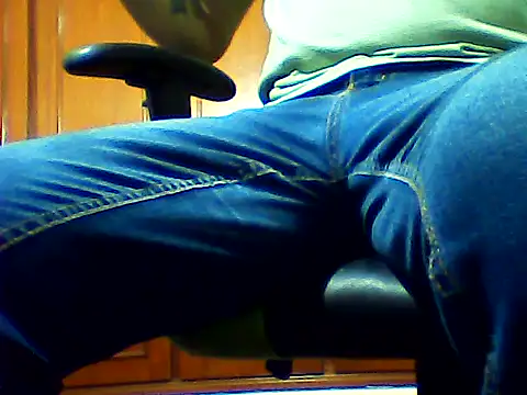 Snapshot of SOLESFETISHBR chatting on March 27, 2026, 7:37 pm SOLESFETISHBR online show from March 27, 2026, 7:37 pm