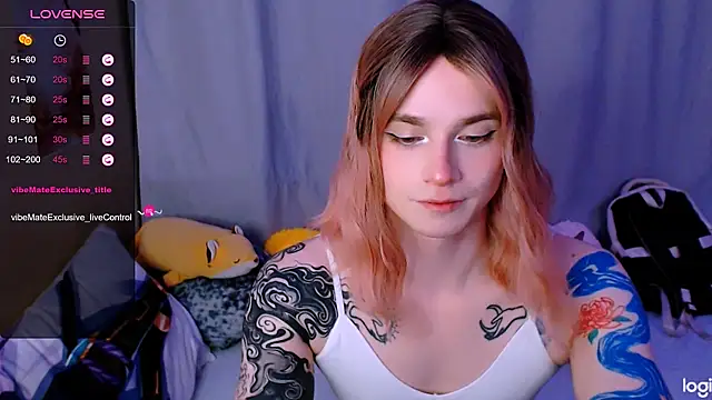 Snapshot of Alice_Hells chatting on May 6, 2026, 4:33 pm Alice Hells online show from May 6, 2026, 4:33 pm
