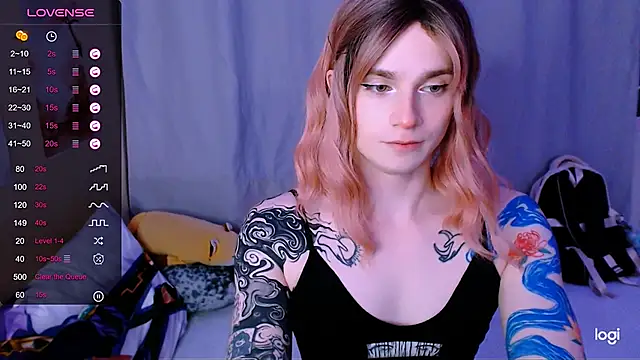 Snapshot of Alice_Hells chatting on April 24, 2026, 5:48 pm Alice Hells online show from April 24, 2026, 5:48 pm