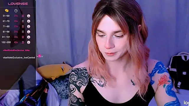 Snapshot of Alice_Hells chatting on May 8, 2026, 4:11 pm Alice Hells online show from May 8, 2026, 4:11 pm