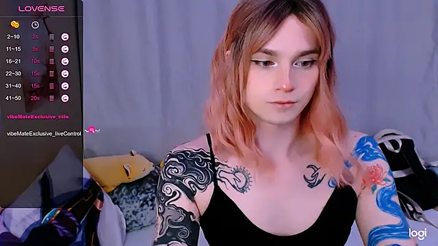 Snapshot of Alice_Hells chatting on April 29, 2026, 5:30 pm Alice Hells online show from April 29, 2026, 5:30 pm