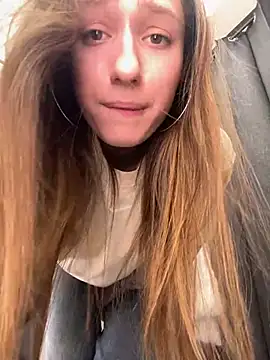 Snapshot of Lia__Love chatting on January 8, 2025, 2:14 pm Lia Love online show from January 8, 2025, 2:14 pm
