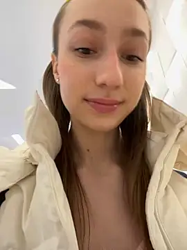 Snapshot of Lia__Love chatting on February 8, 2025, 12:39 pm Lia Love online show from February 8, 2025, 12:39 pm