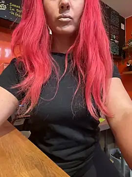 Snapshot of SweetSolez chatting on March 13, 2025, 11:30 am SweetSolez online show from March 13, 2025, 11:30 am