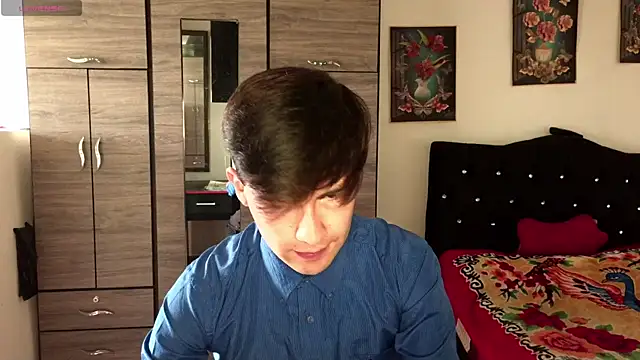 samael1107 online show from April 16, 2026, 3:24 pm