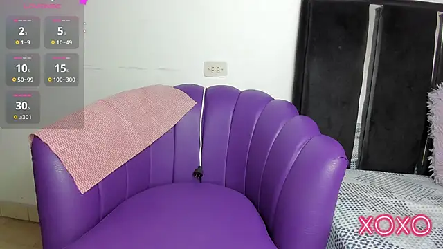 Snapshot of Kala_Alia chatting on November 19, 2025, 7:25 pm Kala Alia online show from November 19, 2025, 7:25 pm