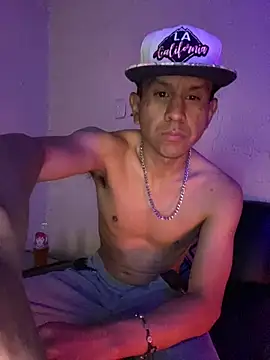 oiram27 online show from April 6, 2026, 5:25 pm