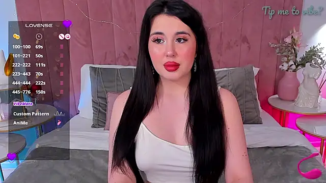 Snapshot of Mayzzie chatting on February 11, 2026, 7:14 pm Mayzzie online show from February 11, 2026, 7:14 pm