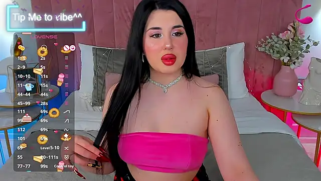 Snapshot of Mayzzie chatting on October 26, 2025, 8:20 pm Mayzzie online show from October 26, 2025, 8:20 pm