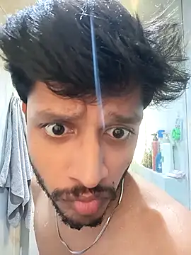 Snapshot of skinnyyyyyyyyy chatting on January 8, 2026, 5:02 am skinnyyyyyyyyy online show from January 8, 2026, 5:02 am