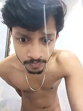 skinnyyyyyyyyy online show from December 3, 2025, 4:46 am