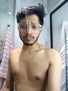 skinnyyyyyyyyy online show from November 22, 2025, 4:44 am