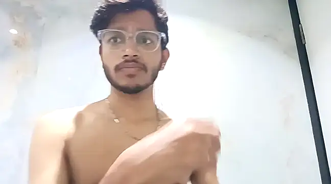 skinnyyyyyyyyy online show from February 19, 2025, 3:50 am