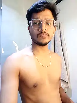 Snapshot of skinnyyyyyyyyy chatting on March 4, 2026, 5:04 am skinnyyyyyyyyy online show from March 4, 2026, 5:04 am