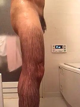 SzkzLing online show from September 17, 2025, 8:44 pm