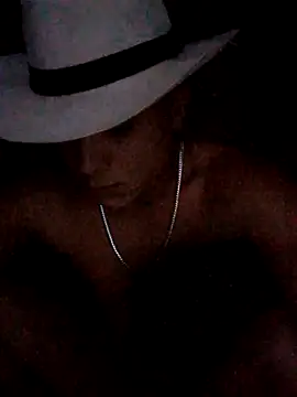 tayson  online show from April 4, 2026, 11:39 am