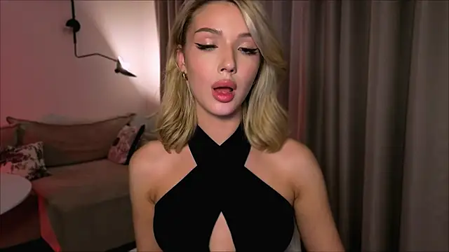 EmmaKeam online show from March 15, 2026, 5:09 pm