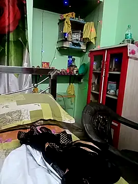 monaa online show from April 3, 2026, 5:52 pm