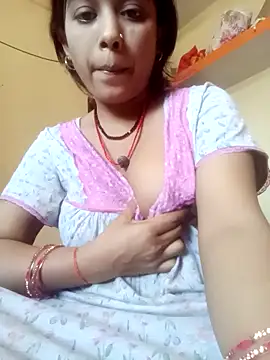 Surajpuja79 online show from April 4, 2026, 6:31 am