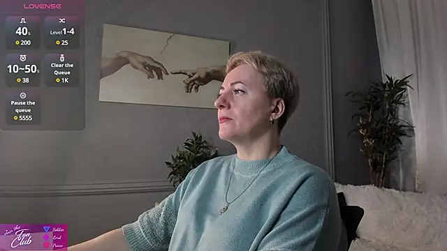 Snapshot of Nika_Smit chatting on March 23, 2025, 5:00 am Nika Smit online show from March 23, 2025, 5:00 am