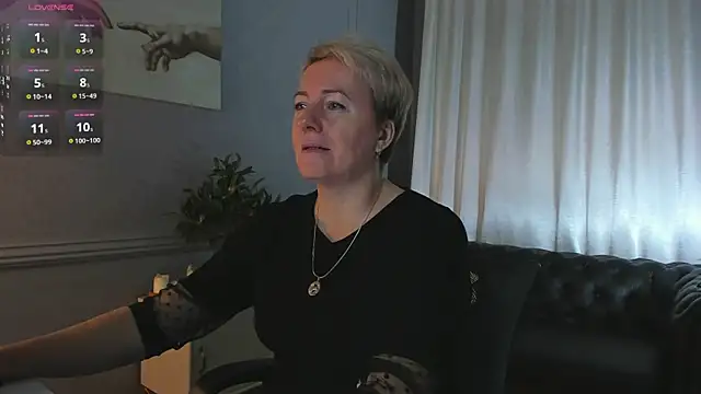 Snapshot of Nika_Smit chatting on October 4, 2025, 5:09 am Nika Smit online show from October 4, 2025, 5:09 am