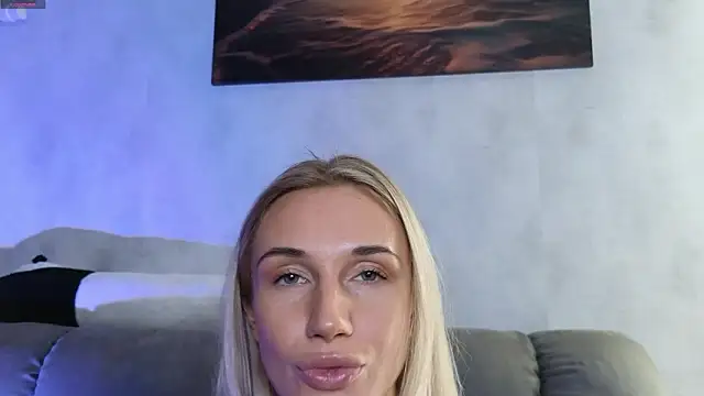 Megan Kira online show from March 13, 2026, 5:40 pm