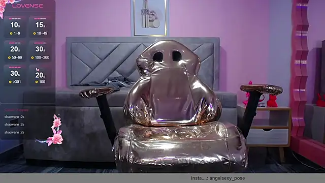 abril ch  online show from December 15, 2025, 10:54 am