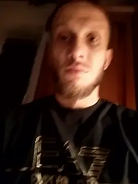 Snapshot of hoot_denis28 chatting on December 21, 2024, 3:47 am hoot denis28 online show from December 21, 2024, 3:47 am