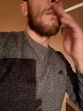 Snapshot of hoot_denis28 chatting on December 7, 2024, 11:18 pm hoot denis28 online show from December 7, 2024, 11:18 pm