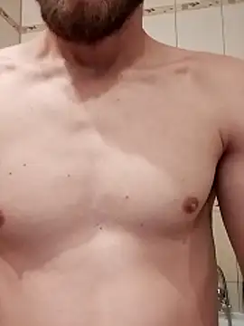 Snapshot of hoot_denis28 chatting on December 28, 2024, 5:55 am hoot denis28 online show from December 28, 2024, 5:55 am