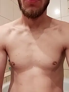 Snapshot of hoot_denis28 chatting on March 22, 2025, 4:04 pm hoot denis28 online show from March 22, 2025, 4:04 pm