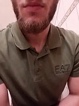 Snapshot of hoot_denis28 chatting on January 12, 2025, 4:10 am hoot denis28 online show from January 12, 2025, 4:10 am