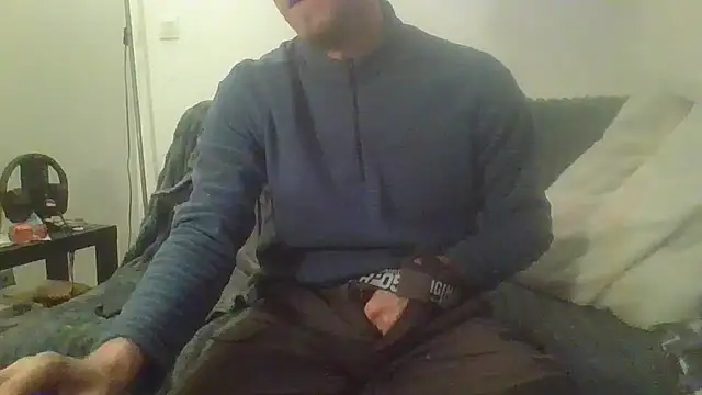 mohican69hot online show from April 14, 2026, 4:39 am