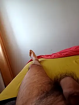 ManuRod1981 online show from February 27, 2025, 4:32 pm