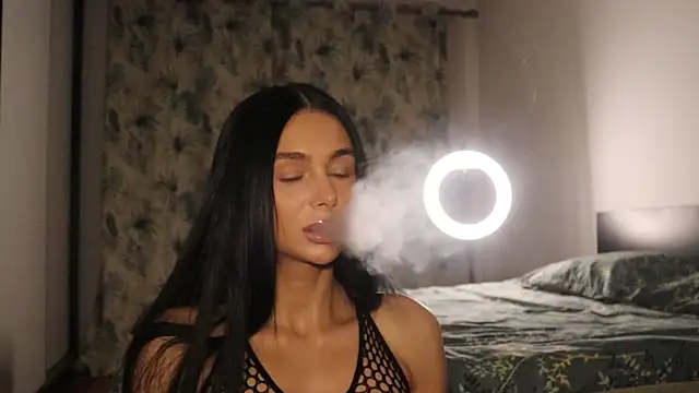 IvyKaelani online show from December 20, 2025, 4:10 pm