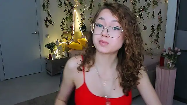 Snapshot of SereneFlame chatting on February 5, 2026, 4:03 pm SereneFlame online show from February 5, 2026, 4:03 pm