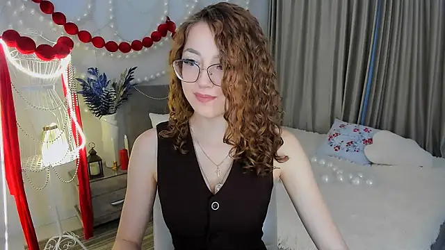 Snapshot of SereneFlame chatting on January 11, 2026, 9:49 am SereneFlame online show from January 11, 2026, 9:49 am