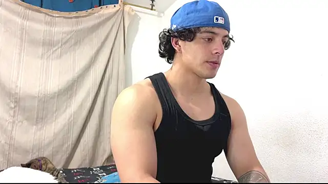 Snapshot of logan_x3 chatting on April 4, 2026, 4:08 am logan x3 online show from April 4, 2026, 4:08 am