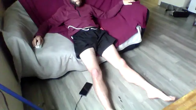 maccdaddy87 online show from April 2, 2026, 8:15 pm