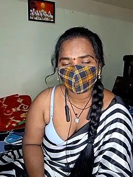 Snapshot of anitha906 chatting on February 13, 2025, 5:01 pm anitha906 online show from February 13, 2025, 5:01 pm