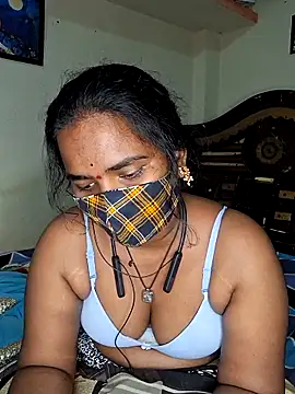 Snapshot of anitha906 chatting on February 16, 2025, 7:38 pm anitha906 online show from February 16, 2025, 7:38 pm