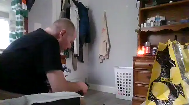 Snapshot of masterjerseyjoe chatting on February 27, 2025, 1:38 pm masterjerseyjoe online show from February 27, 2025, 1:38 pm