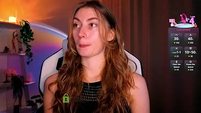 lady curls online show from March 26, 2026, 10:51 pm